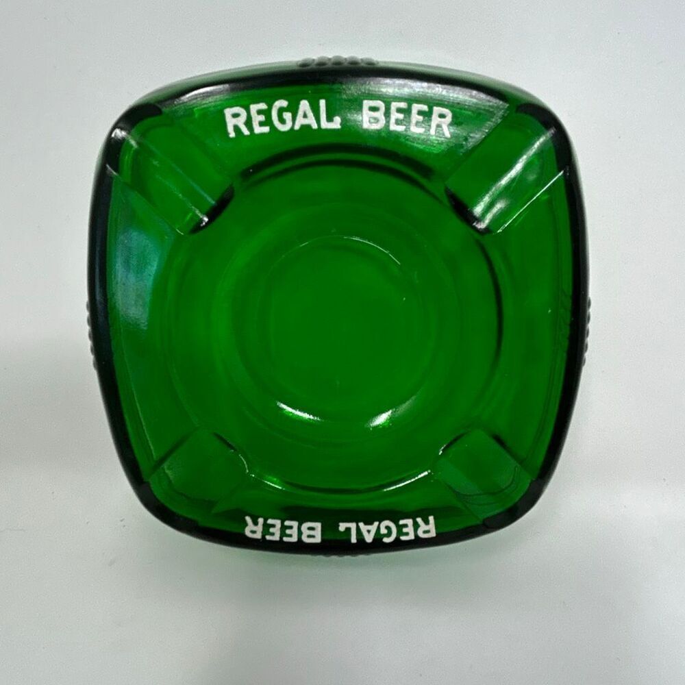 Vtg Regal Beer Ashtray Emerald Green Glass Square Art Deco Advertising Brewerian